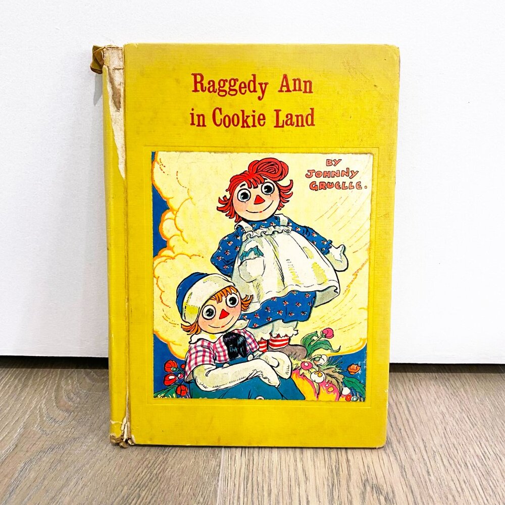 Raggedy Ann in Cookie Land by Johnny Gruelle 1960‎ Bobbs Merrill / VTG Hardcover
